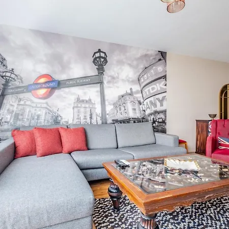 Daire Luxury Flat In Atasehir *